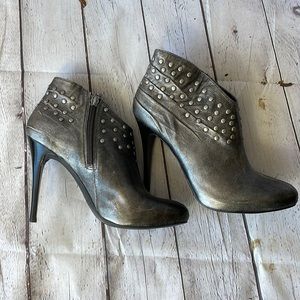 Guess gun smoke studded bootie